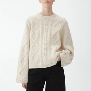 Stylish Arket 100% wool sweater